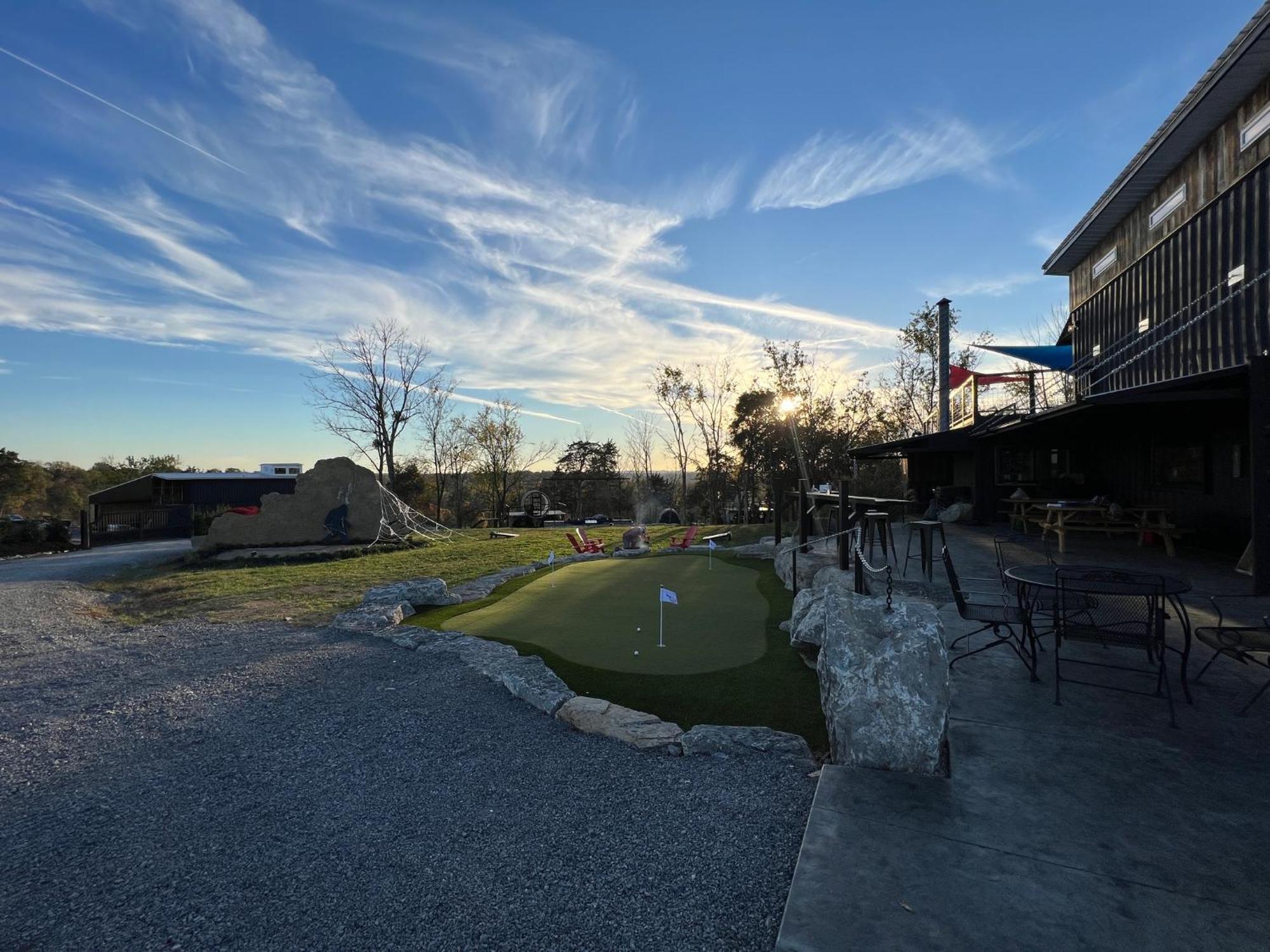 Lockridge Park Hotel Danville Buitenkant foto